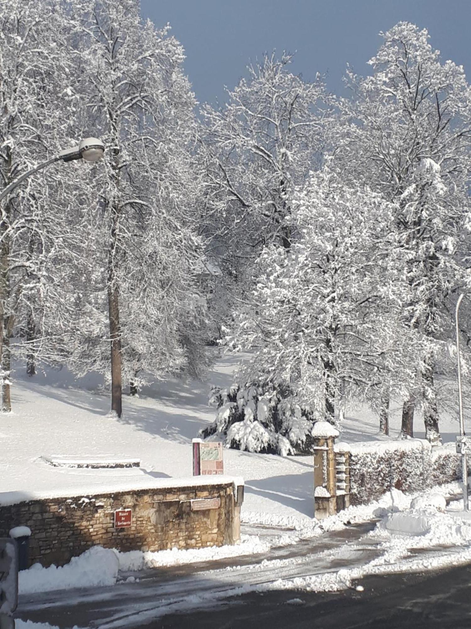 Gite La Lusitanie Morteau Exterior foto